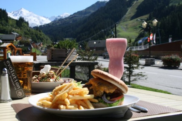 restaurants in meribel