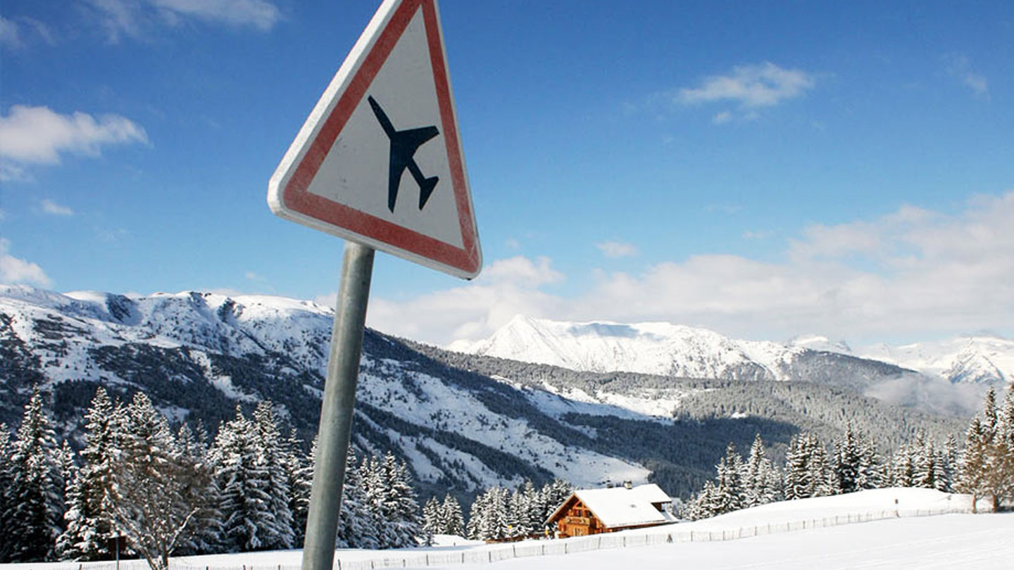 Travel Scalewidthwzkymf0