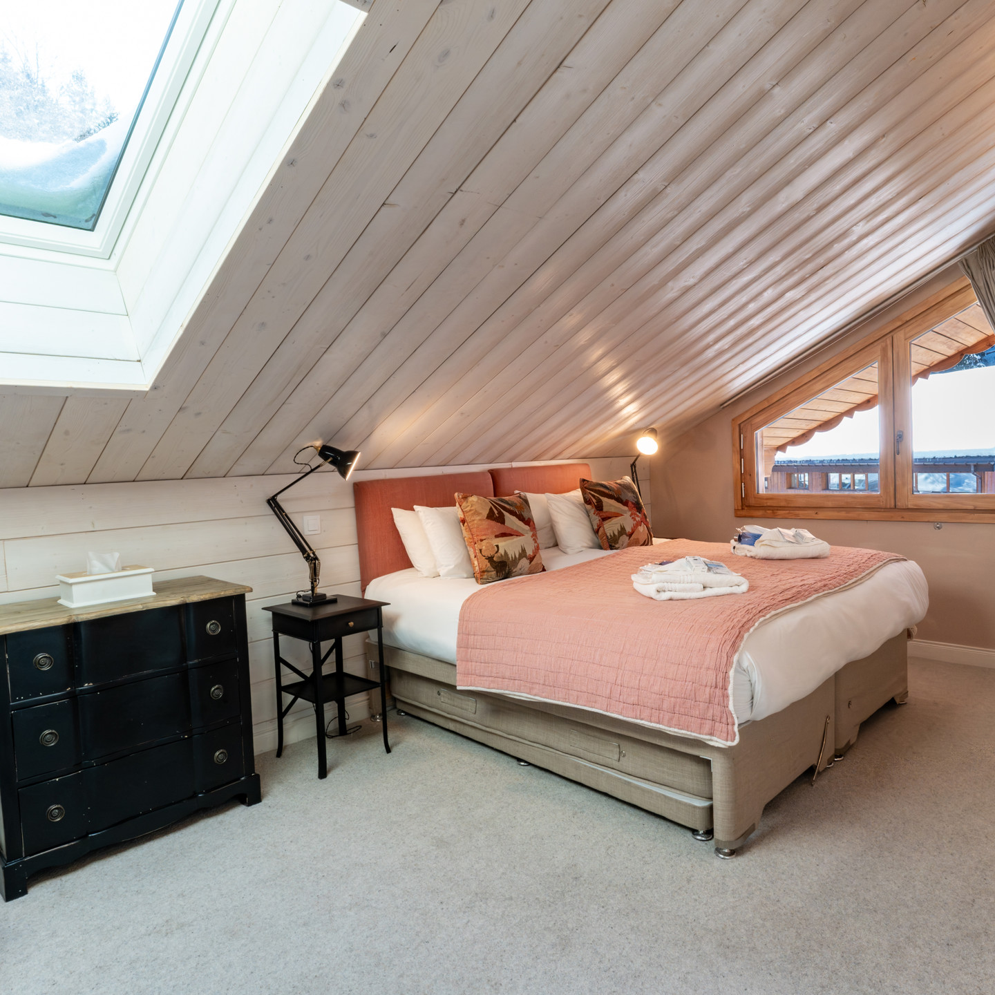 Chalet Quatre Meules Room 4 (2)