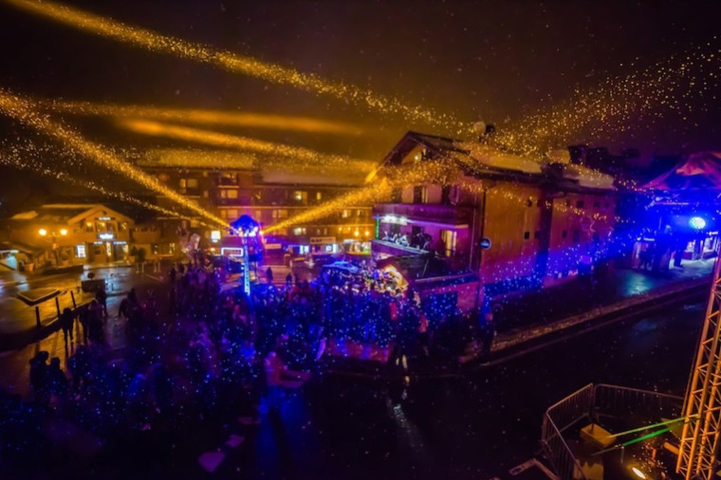 Apres Ski 04 Padwzc2mcw1mtisikzgrkzgriismf0