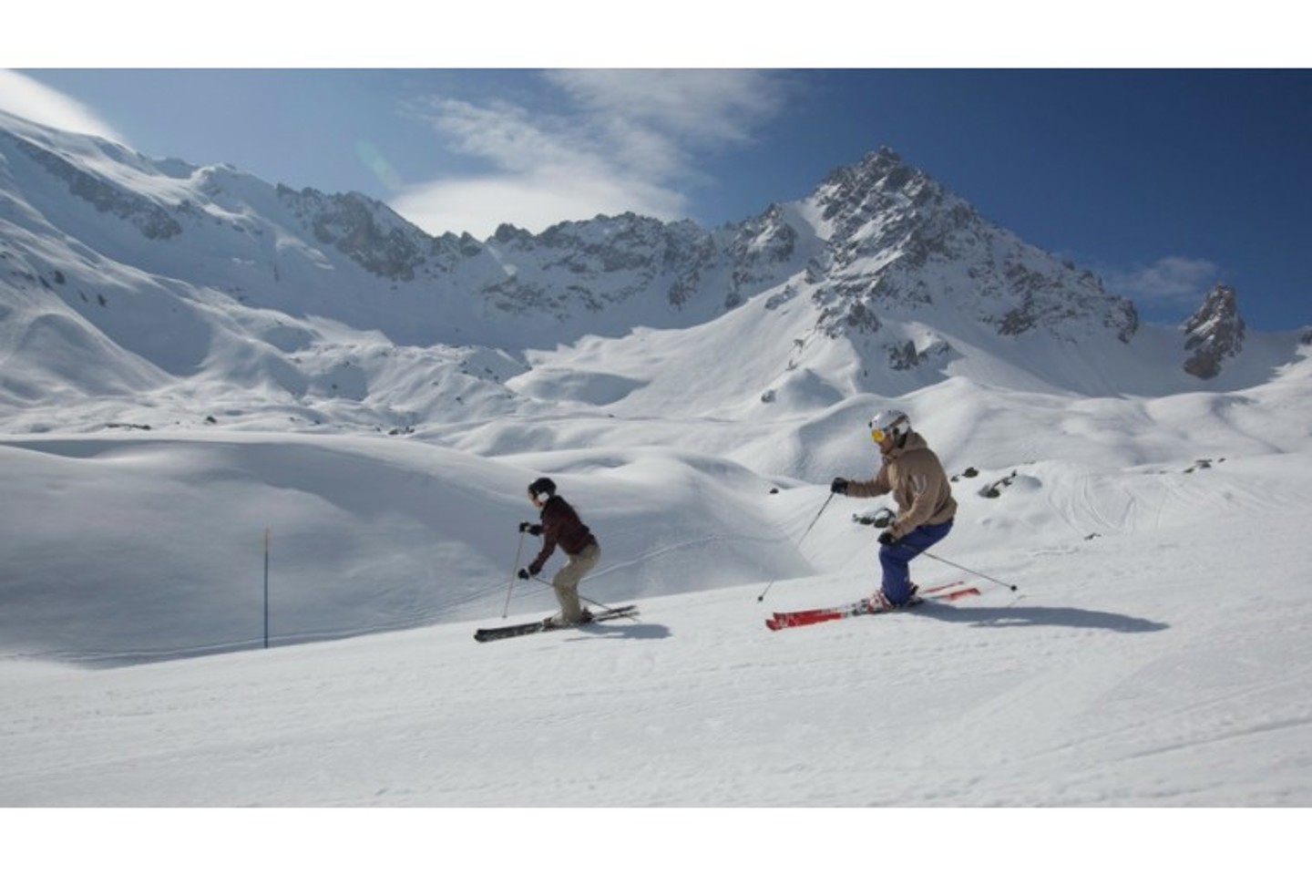 Skiers In Sun For Carousel Padwzc2mcw1mtisikzgrkzgriismf0